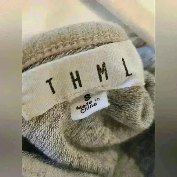 Sequin Sleeve Grey Sweater - Picture 7 of 9